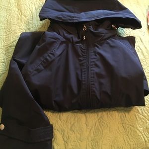 Be Boundless rain Jacket with hood.